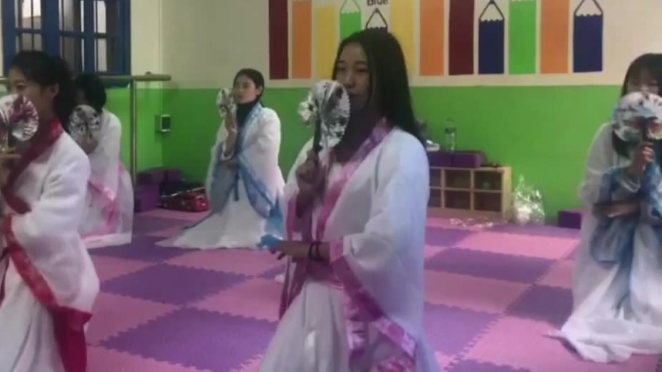 今天忙彩排,断更一天!